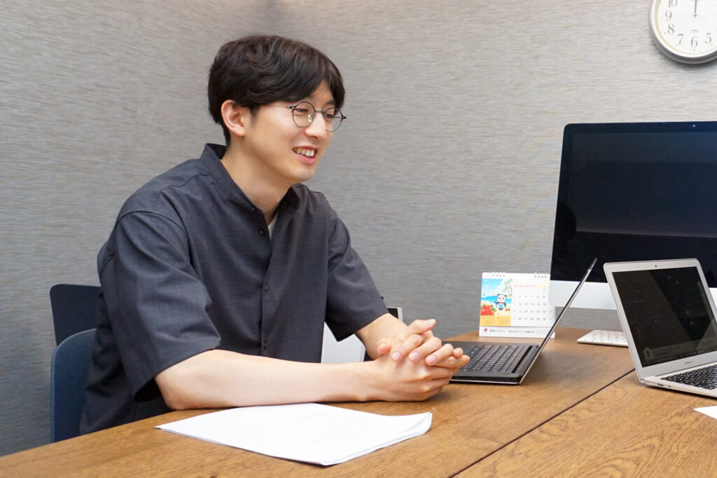 インタビューイメージ02